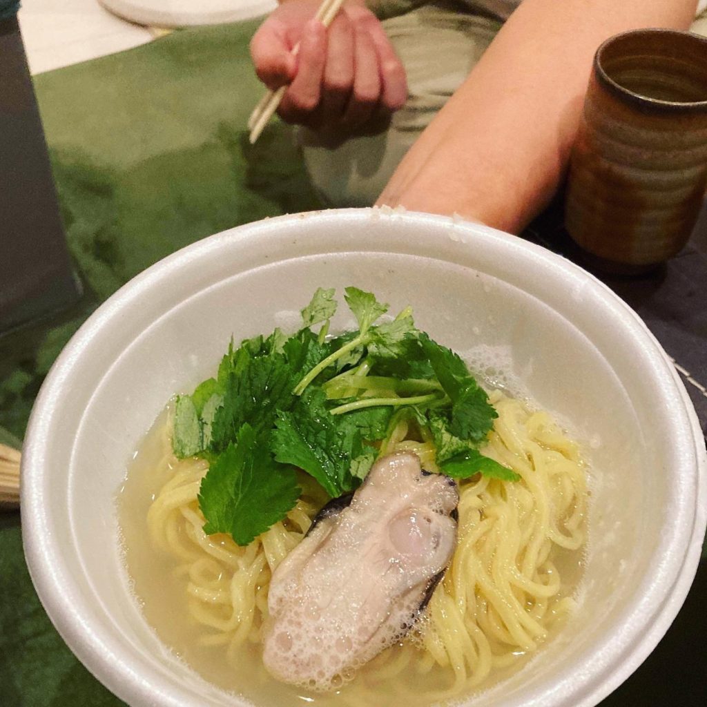 鍼道五経会の牡蠣出汁ラーメン